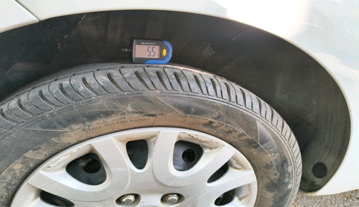 2010 Hyundai i20 MAGNA 1.2, Petrol, Manual, 92,674 km, tyre