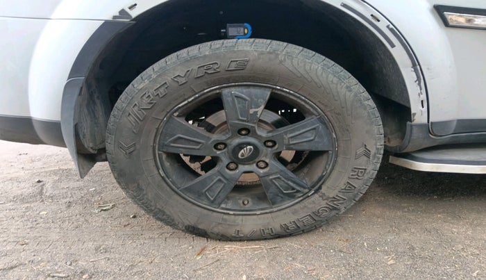 2020 Mahindra XUV500 W7, Diesel, Manual, 68,007 km, tyre