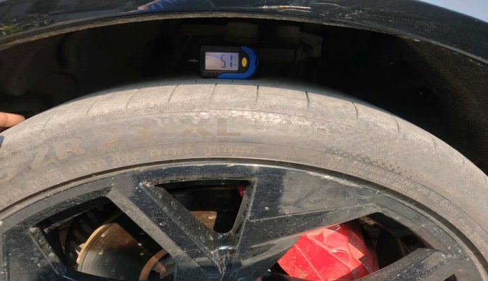 2021 Audi RS Q8 4.0 TFSI QUATTRO, Petrol, Automatic, 27,583 km, tyre