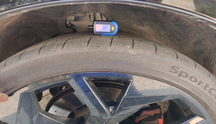 2021 Audi RS Q8 4.0 TFSI QUATTRO, Petrol, Automatic, 27,583 km, tyre