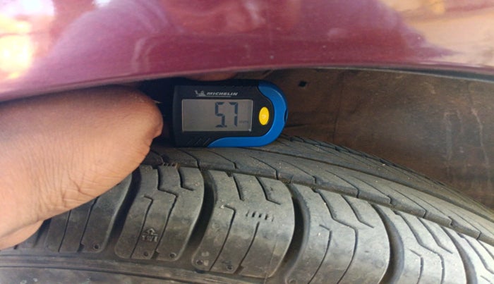 2015 Honda City 1.5L I-DTEC SV, Diesel, Manual, 1,14,144 km, tyre