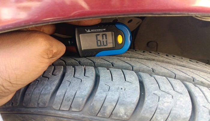 2015 Honda City 1.5L I-DTEC SV, Diesel, Manual, 1,14,144 km, tyre