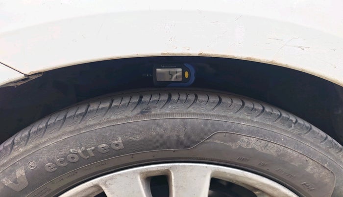 2016 Maruti Ertiga ZDI + SHVS, Diesel, Manual, 1,30,870 km, tyre