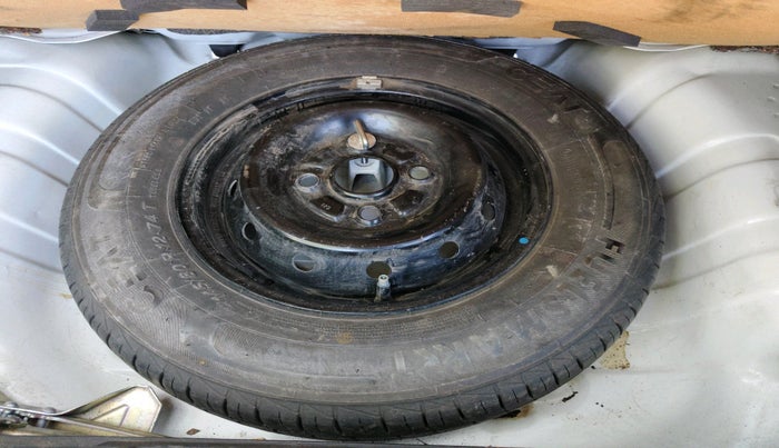 2021 Maruti Alto LXI, Petrol, Manual, 39,258 km, tyre