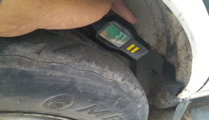 2019 Maruti Eeco 5 STR WITH A/C+HTR, CNG, Manual, 1,80,068 km, tyre