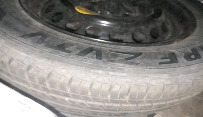 2019 Maruti Baleno ZETA PETROL 1.2, CNG, Manual, 68,429 km, tyre