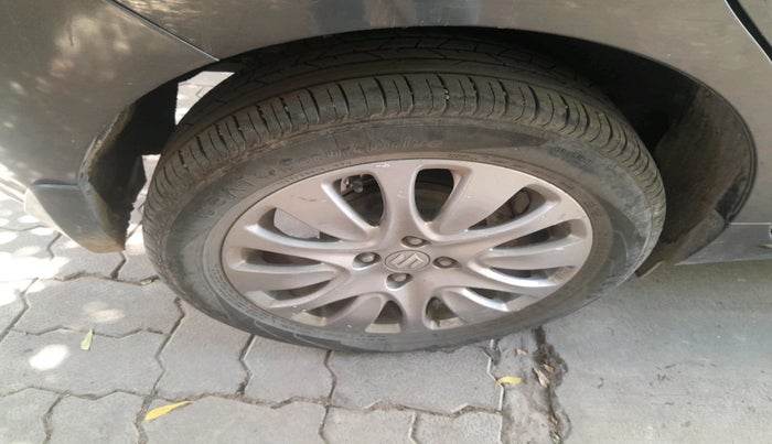 2019 Maruti Baleno ZETA PETROL 1.2, CNG, Manual, 68,429 km, tyre