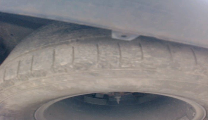 2014 Mahindra XUV500 W8, Diesel, Manual, 1,58,716 km, tyre