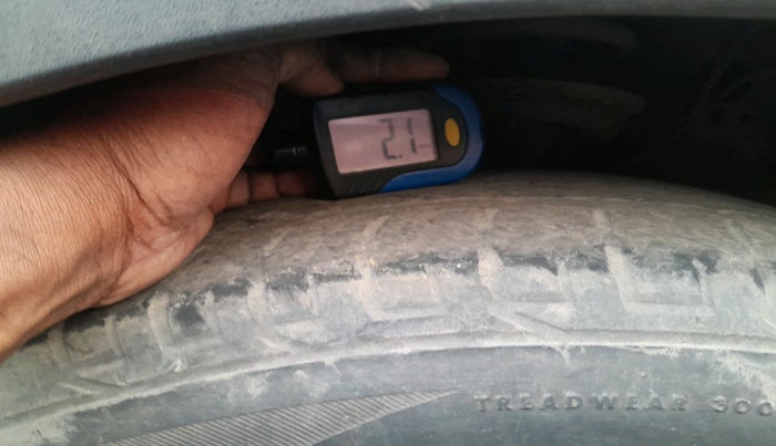 2017 Hyundai Creta SX (O) 1.6 DIESEL, Diesel, Manual, 1,83,979 km, tyre