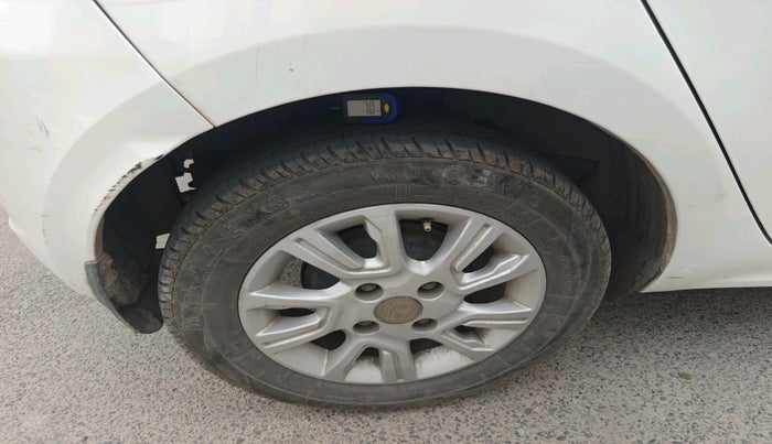 2018 Tata Tiago XZA PETROL, Petrol, Automatic, 57,045 km, tyre