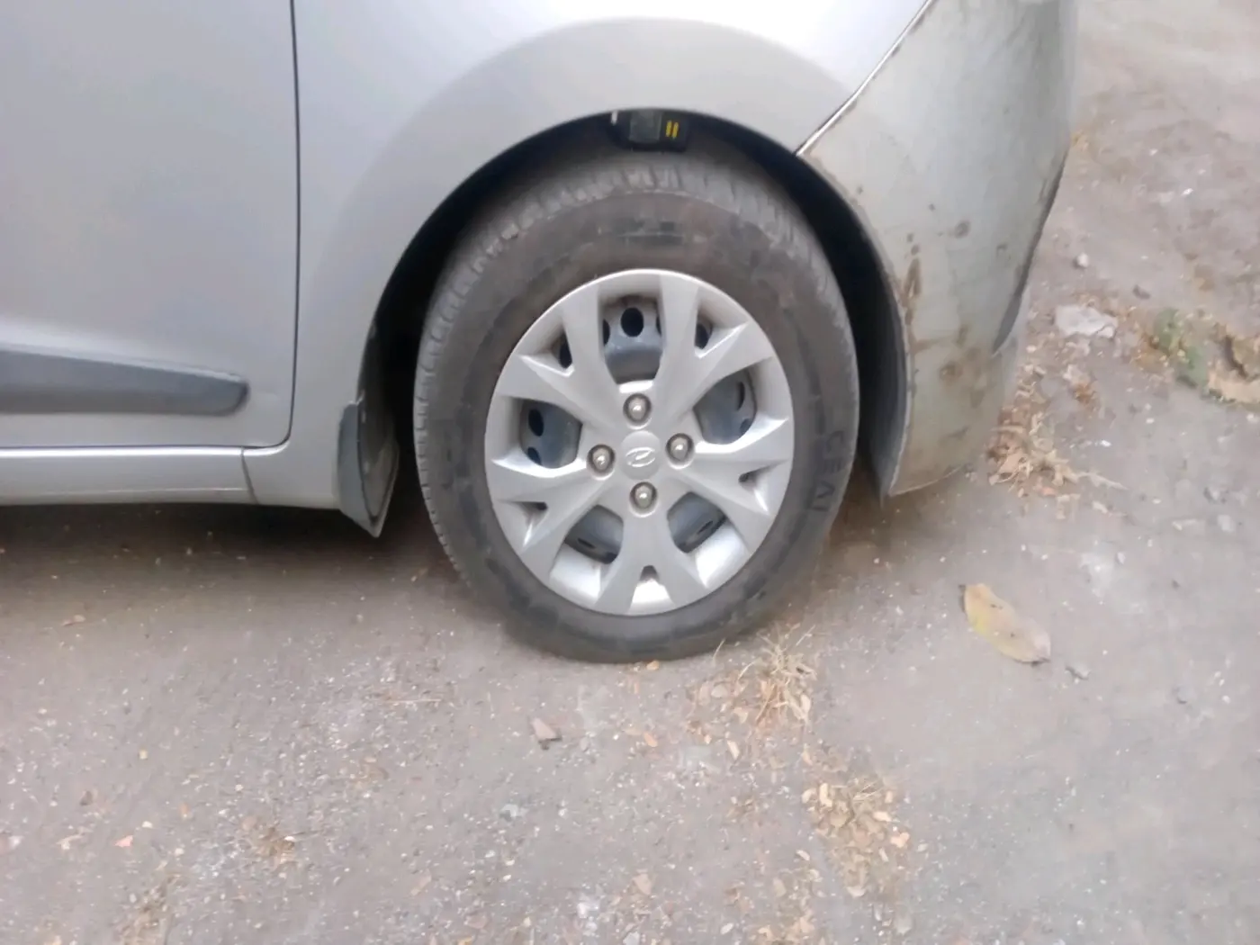 2014 Hyundai Grand i10 MAGNA 1.2 KAPPA VTVT, Petrol, Manual, 67,098 km, tyre