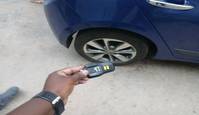 2015 Hyundai Elite i20 ASTA 1.2, Petrol, Manual, 1,27,433 km, tyre