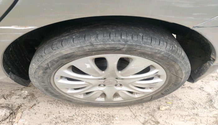 2016 Maruti Baleno ZETA PETROL 1.2, Petrol, Manual, 90,088 km, tyre