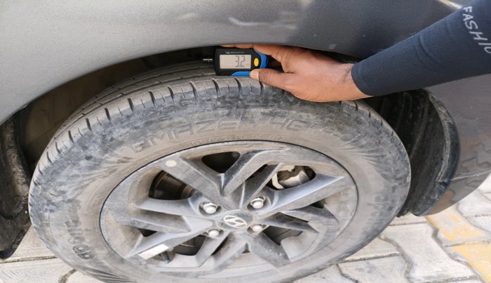 2022 Hyundai GRAND I10 NIOS SPORTZ 1.2 KAPPA VTVT, Petrol, Manual, 52,253 km, tyre