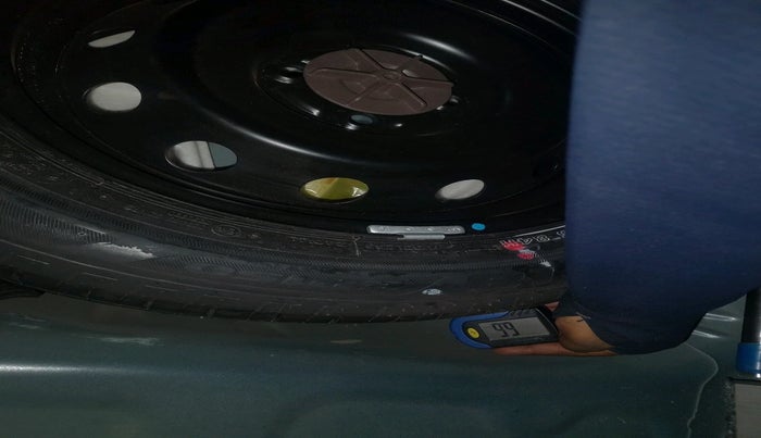 2022 Maruti IGNIS ZETA 1.2, Petrol, Manual, 21,581 km, tyre