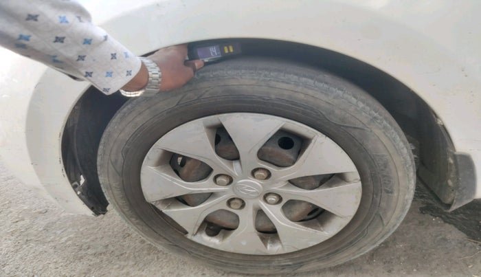 2017 Hyundai Xcent S 1.2 CRDI, Diesel, Manual, 72,249 km, tyre