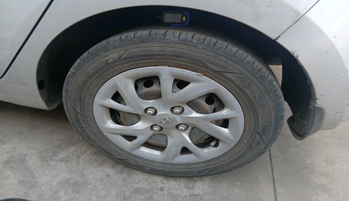 2017 Hyundai Grand i10 SPORTZ (O) 1.2 U2 CRDI, Diesel, Manual, 1,48,049 km, tyre