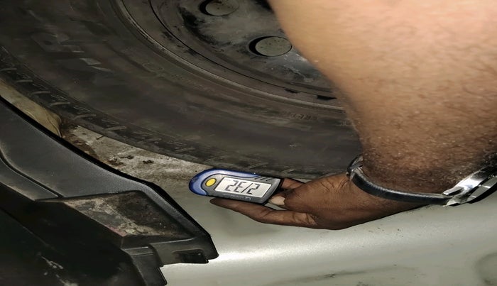 2024 Maruti Swift VXi, Petrol, Manual, 85,479 km, tyre