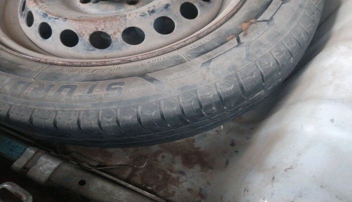 2016 Hyundai Grand i10 MAGNA 1.2 KAPPA VTVT, Petrol, Manual, 1,12,214 km, tyre