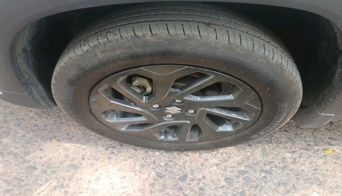 2024 Maruti FRONX DELTA PLUS 1.2L AGS, Petrol, Automatic, 20,626 km, tyre