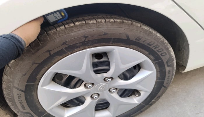 2017 Hyundai Verna 1.4 VTVT, Petrol, Manual, 53,951 km, tyre