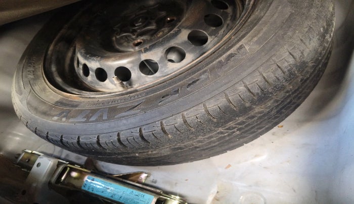 2016 Hyundai Grand i10 SPORTZ 1.2 KAPPA VTVT, Petrol, Manual, 61,735 km, tyre