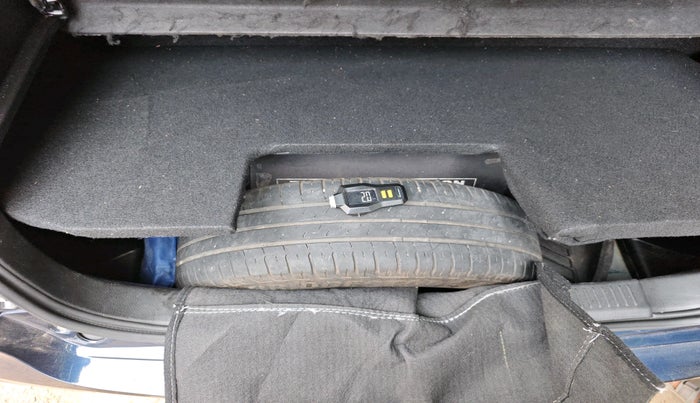 2022 Maruti Baleno SIGMA PETROL 1.2, CNG, Manual, 67,392 km, tyre