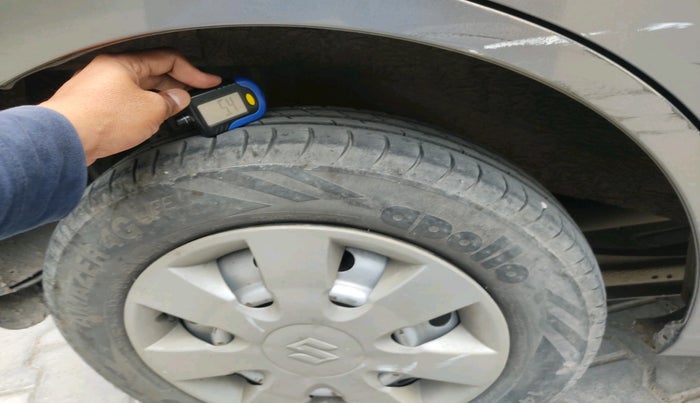 2015 Maruti Wagon R 1.0 LXI, Petrol, Manual, 62,989 km, tyre