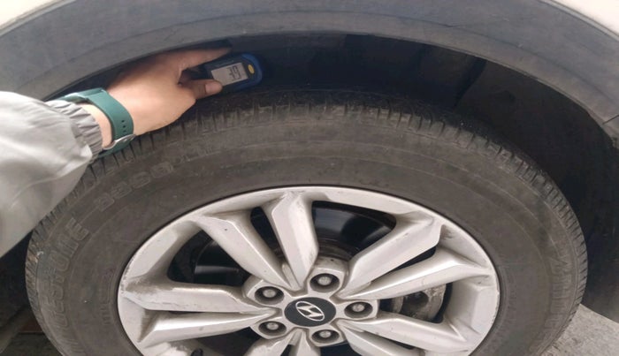 2017 Hyundai Creta SX PLUS 1.6 DIESEL, Diesel, Manual, 1,44,471 km, tyre