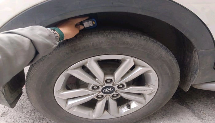 2017 Hyundai Creta SX PLUS 1.6 DIESEL, Diesel, Manual, 1,44,471 km, tyre