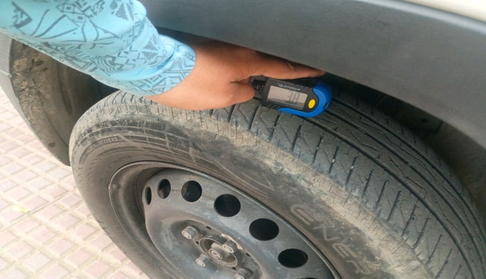 2024 Tata PUNCH PURE MT CNG, CNG, Manual, 40,683 km, tyre