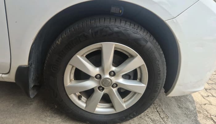 2012 Nissan Sunny XV PETROL, Petrol, Manual, 51,067 km, tyre