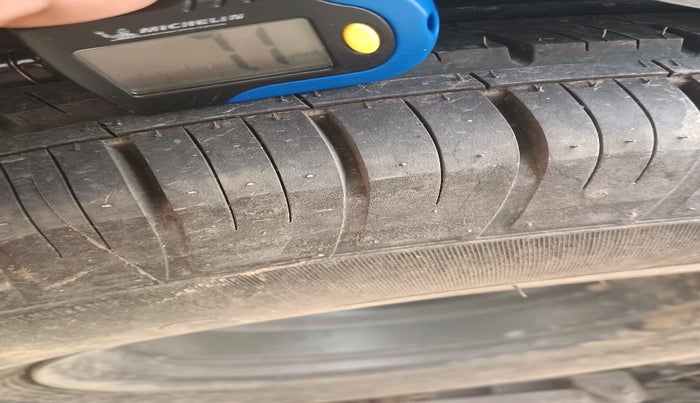 2021 Tata Safari XZA PLUS 6S, Diesel, Automatic, 73,193 km, tyre