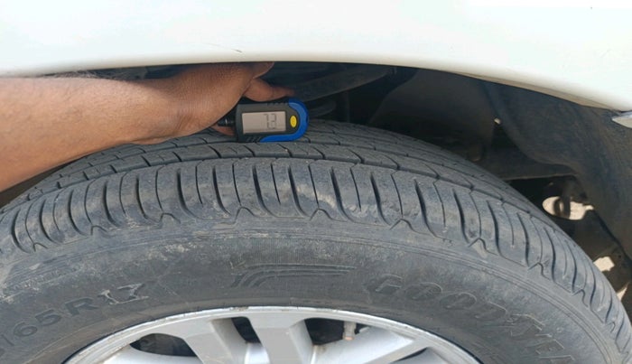 2014 Toyota Fortuner 3.0 4X2 MT, Diesel, Manual, 2,67,811 km, tyre