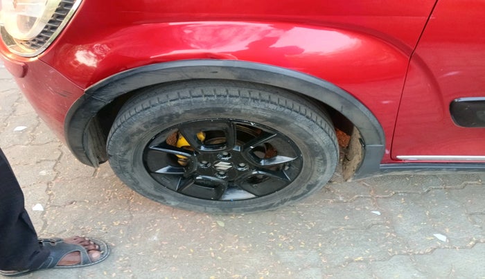 2017 Maruti IGNIS ZETA 1.2 DUAL TONE, Petrol, Manual, 1,18,508 km, tyre