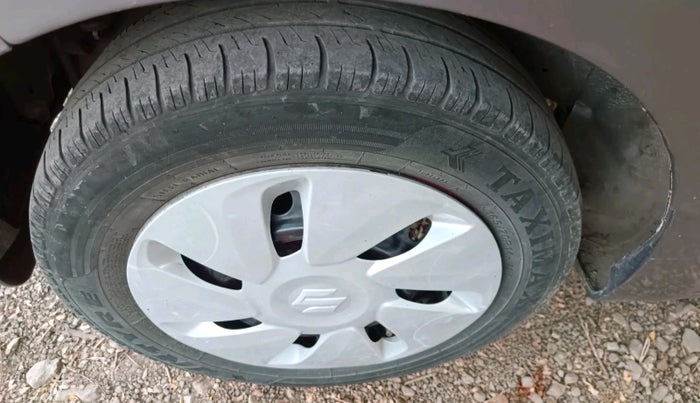 2017 Maruti Celerio VXI AMT, Petrol, Automatic, 1,79,932 km, tyre