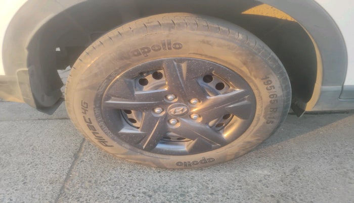 2023 Hyundai VENUE SX 1.2 PETROL, Petrol, Manual, 11,210 km, tyre