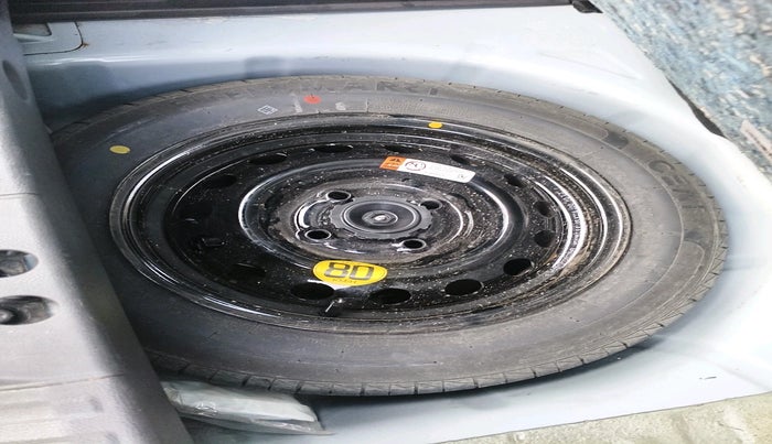 2021 Ford New Figo TITANIUM PLUS 1.2 PETROL AT, Petrol, Automatic, 24,475 km, tyre