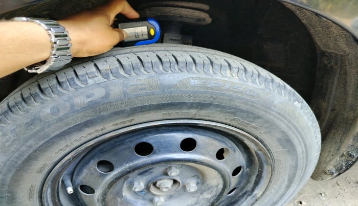 2012 Maruti Swift VXI, Petrol, Manual, 78,370 km, tyre