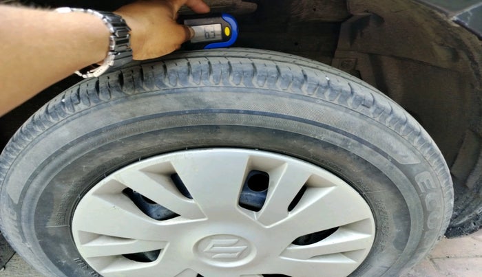 2012 Maruti Swift VXI, Petrol, Manual, 78,370 km, tyre