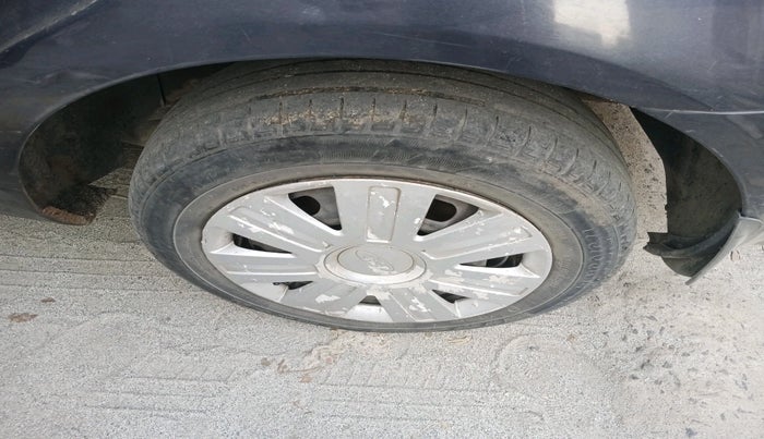 2011 Ford Classic CLXI 1.4 DIESEL, Diesel, Manual, 2,32,457 km, tyre