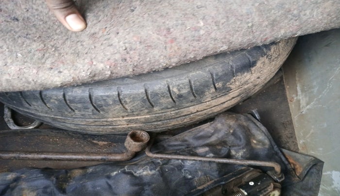 2011 Ford Classic CLXI 1.4 DIESEL, Diesel, Manual, 2,32,457 km, tyre