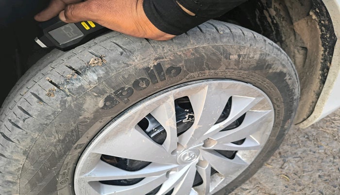 2025 Toyota Glanza S, Petrol, Manual, 25,161 km, tyre