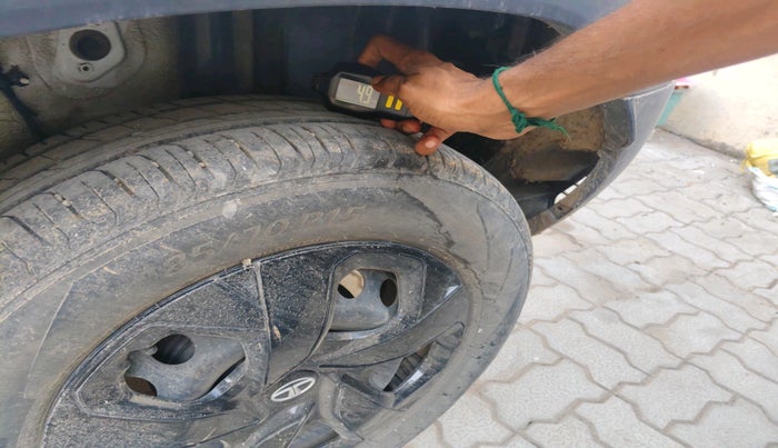 2023 Tata PUNCH ADVENTURE MT, Petrol, Manual, 17,815 km, tyre