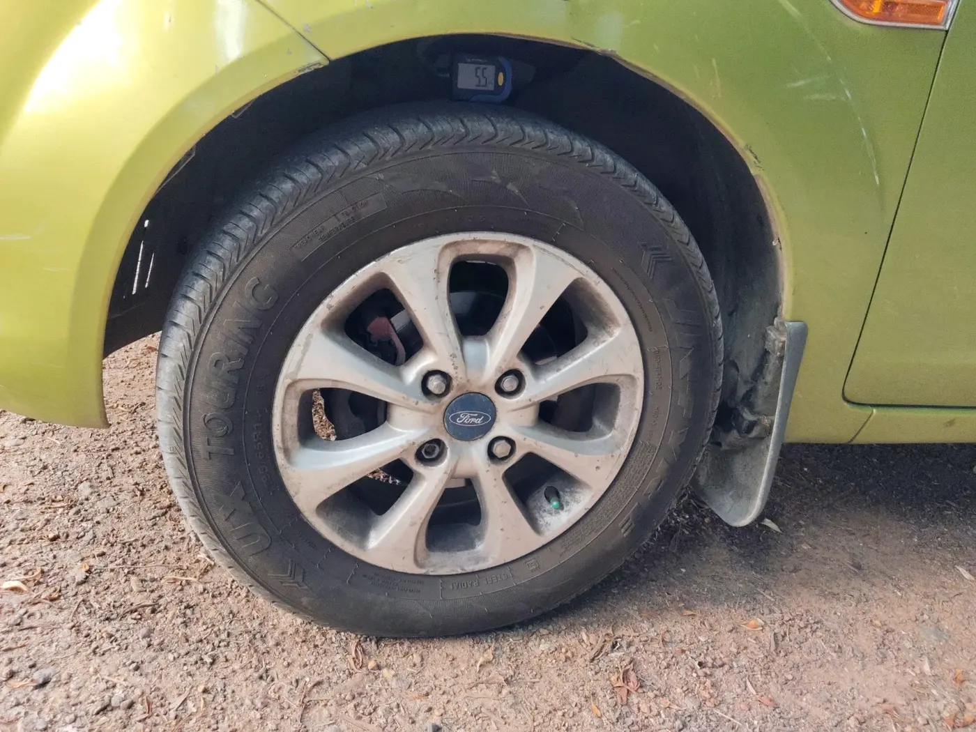 2012 Ford Figo ZXI 1.4 DIESEL, Diesel, Manual, 65,216 km, tyre