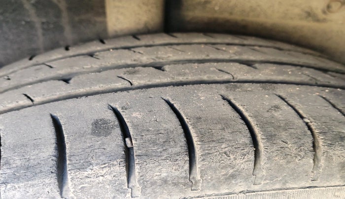 2015 Maruti Celerio VDI, Diesel, Manual, 88,057 km, tyre