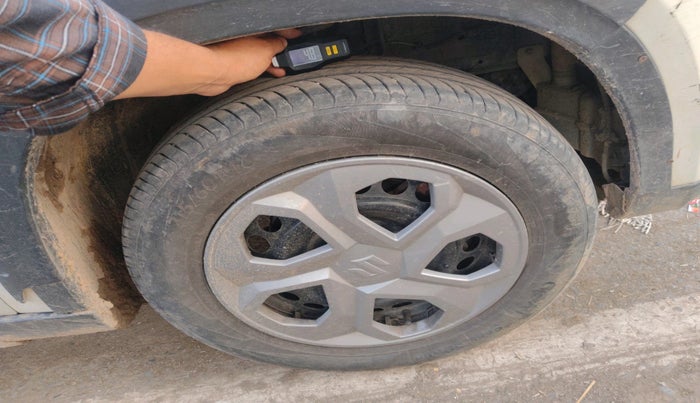 2018 Maruti Vitara Brezza VDI, Diesel, Manual, 1,62,169 km, tyre