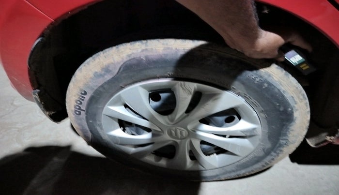 2018 Maruti Swift VXI AMT, Petrol, Automatic, 42,736 km, tyre