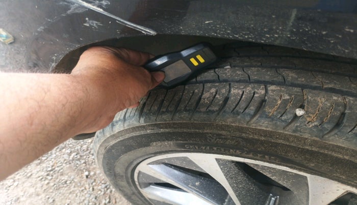 2020 Skoda Karoq STYLE 1.5 TSI AT, Petrol, Automatic, 6,91,122 km, tyre