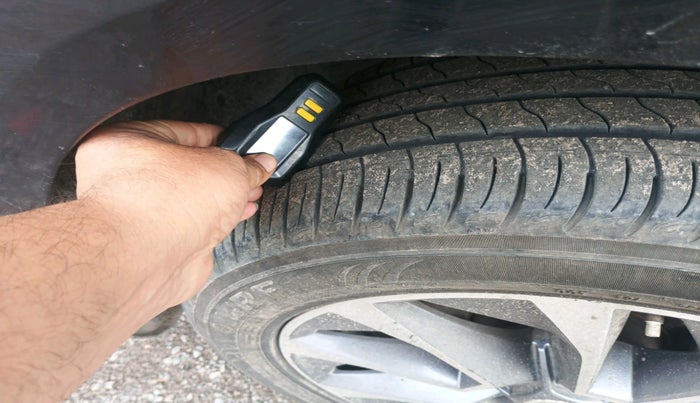 2020 Skoda Karoq STYLE 1.5 TSI AT, Petrol, Automatic, 6,91,122 km, tyre